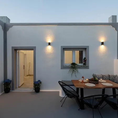 New Lux Kambos & Prive Jacuzzi Villa *