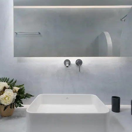 New Lux Kambos & Prive Jacuzzi Villa *